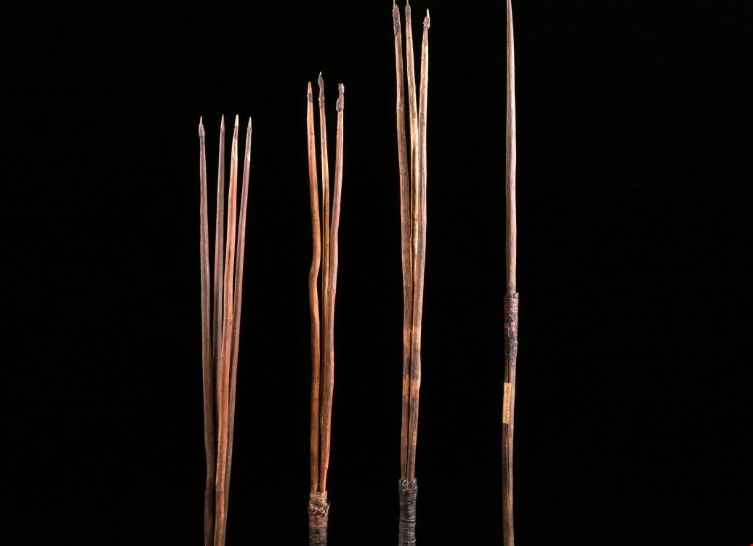 劍橋大學歸還18世紀原住民長矛.png 劍橋大學歸還18世紀原住民長矛.png